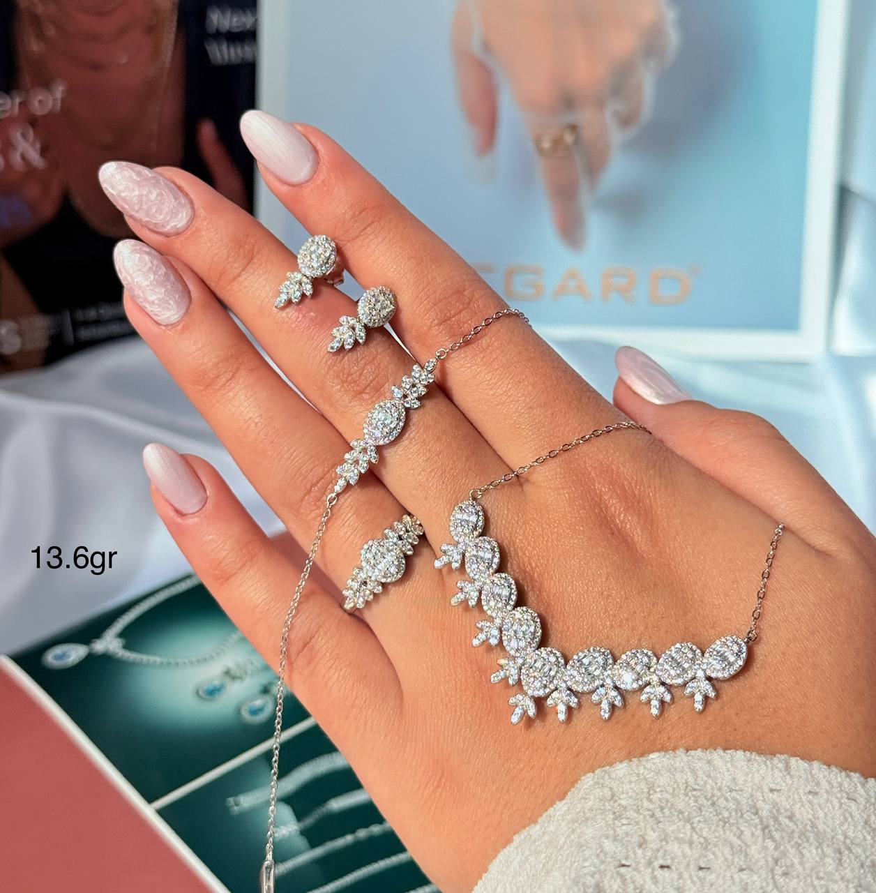 سرویس خارجی